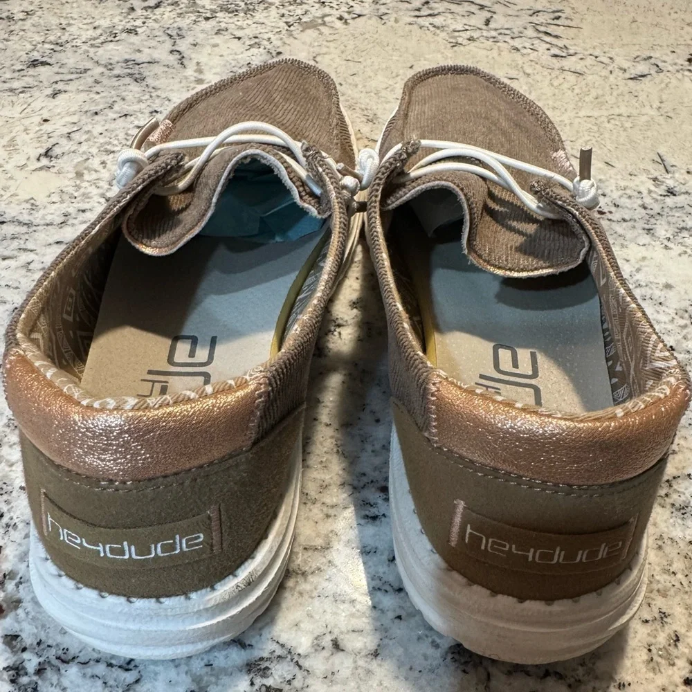 Women’s Hey Dude Wendy Cordwood Shoes Sz. 8 - Picture 2 of 7